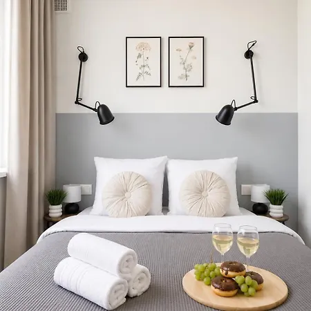Apartamento Lumina I 2-room With Balcony I Ac I Near Palace Of Culture And Science Varsóvia
