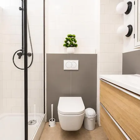 Lumina I 2-room With Balcony I Ac I Near Palace Of Culture And Science